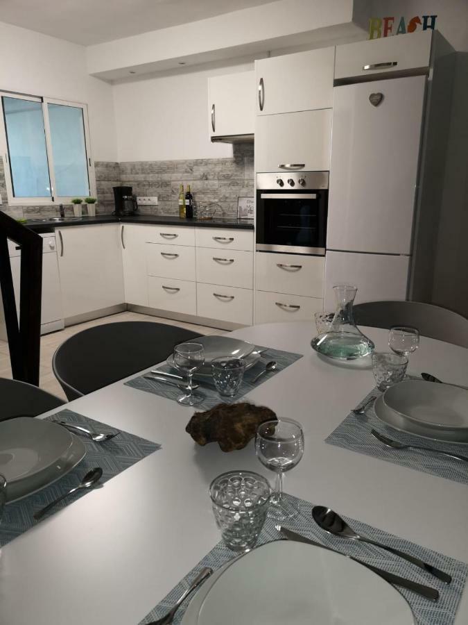 Casa Nova Adele + Pelletsoffen Apartment Denia Bagian luar foto